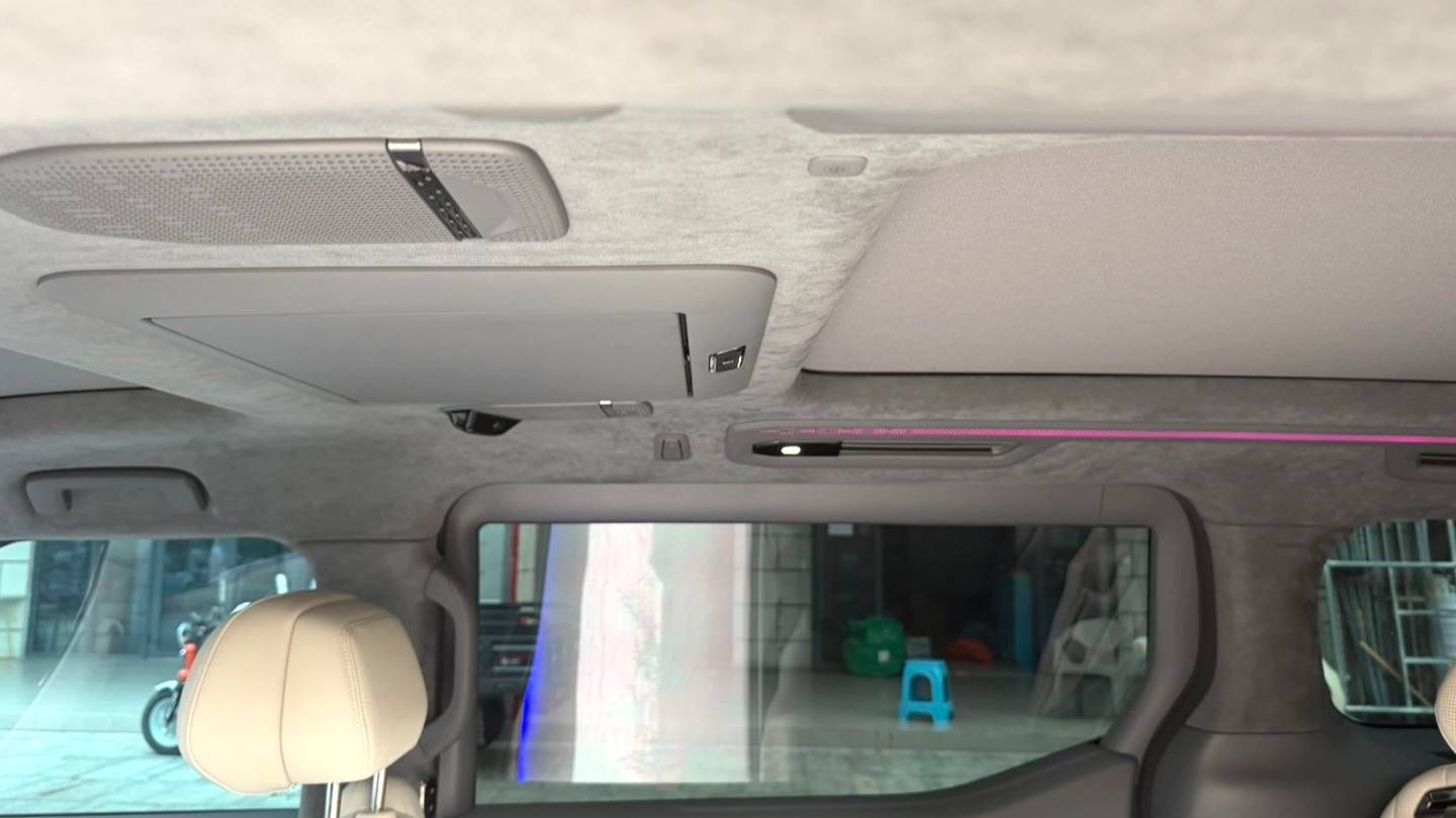 ZEEKR 2022 009 ME version