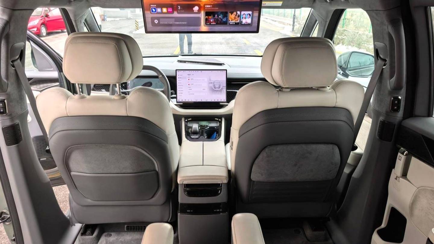 ZEEKR 2024 009 Seven seater aisle version four-wheel drive 108kWh