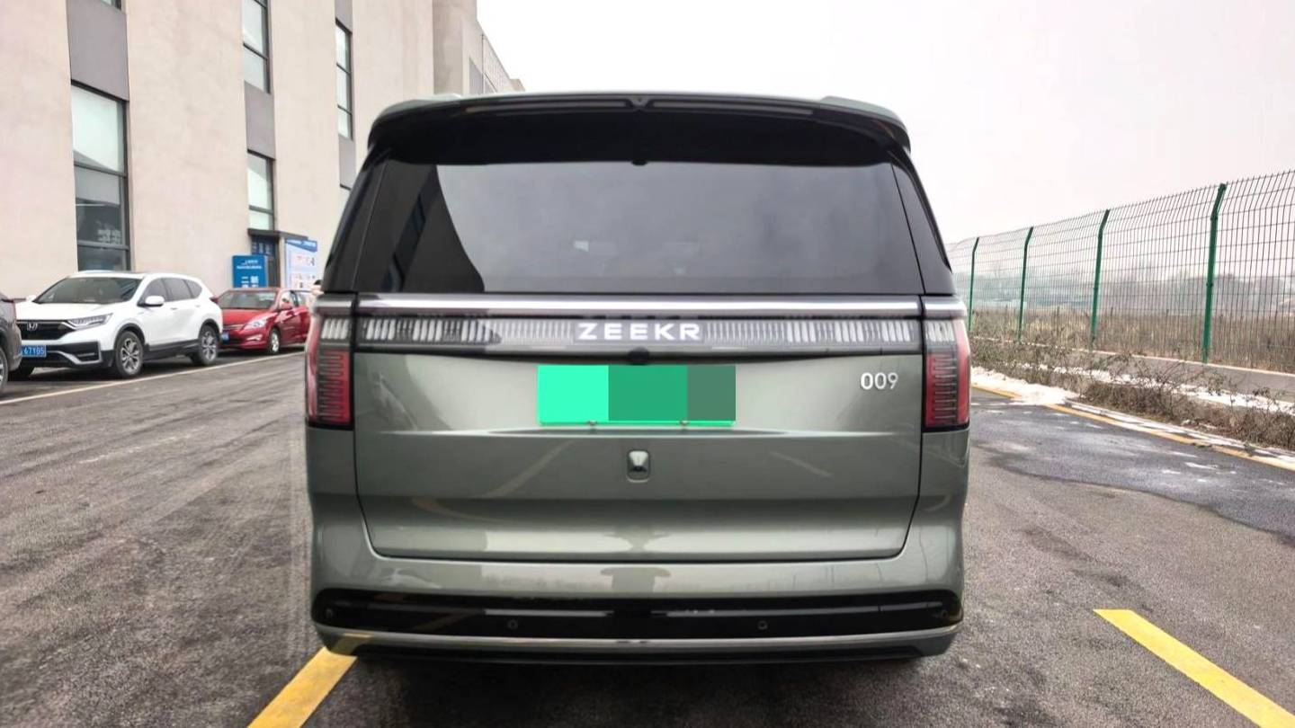 ZEEKR 2024 009 Seven seater aisle version four-wheel drive 108kWh