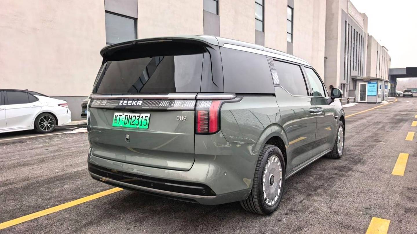 ZEEKR 2024 009 Seven seater aisle version four-wheel drive 108kWh