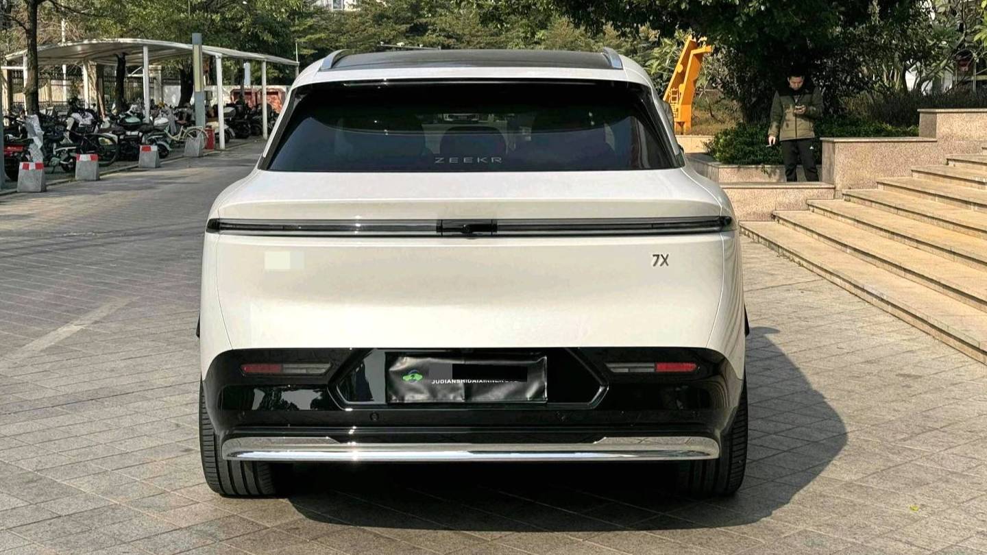 ZEEKR 2025 7X 100kWh Long Range 4WD Intelligent Driving Edition