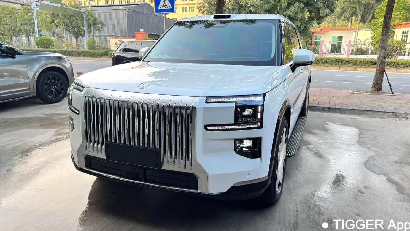 ZEEKR 2025 9X  Ultra Edition 70kWh