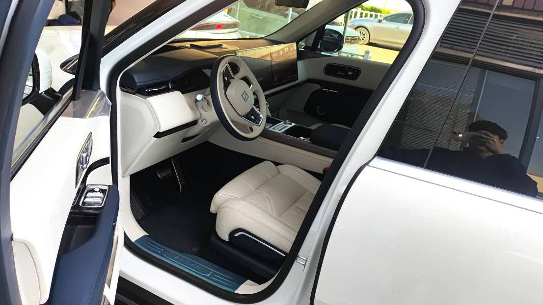 ZEEKR 2025 9X  Ultra Edition 70kWh