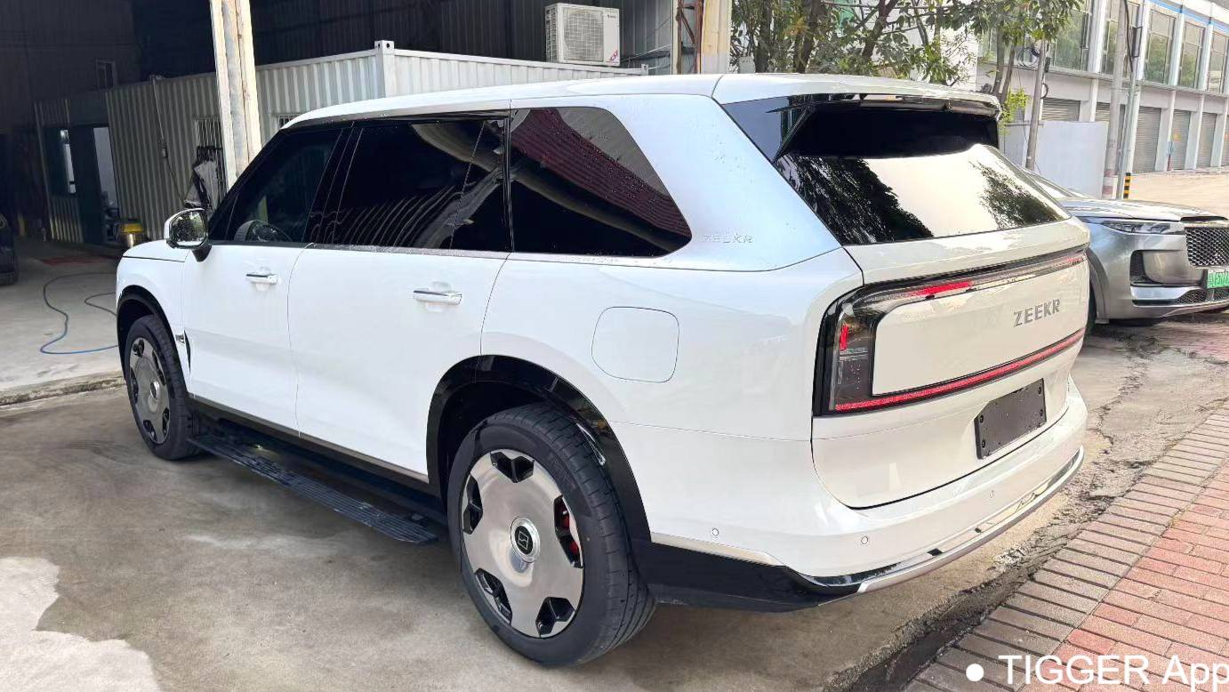 ZEEKR 2025 9X  Ultra Edition 70kWh