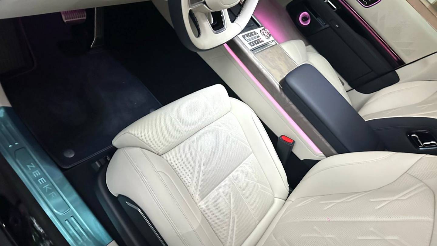 ZEEKR 2025 9X Max version 55kWh