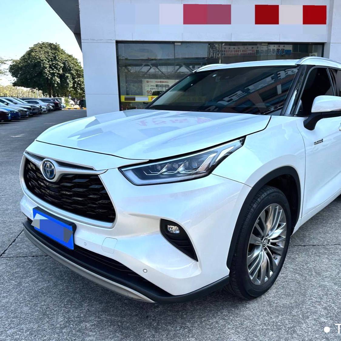 Toyota 2023 Highlander‌ 2.5L Intelligent Hybrid Dual Engine 4WD Premium Edition 7 سيارة مستعملة