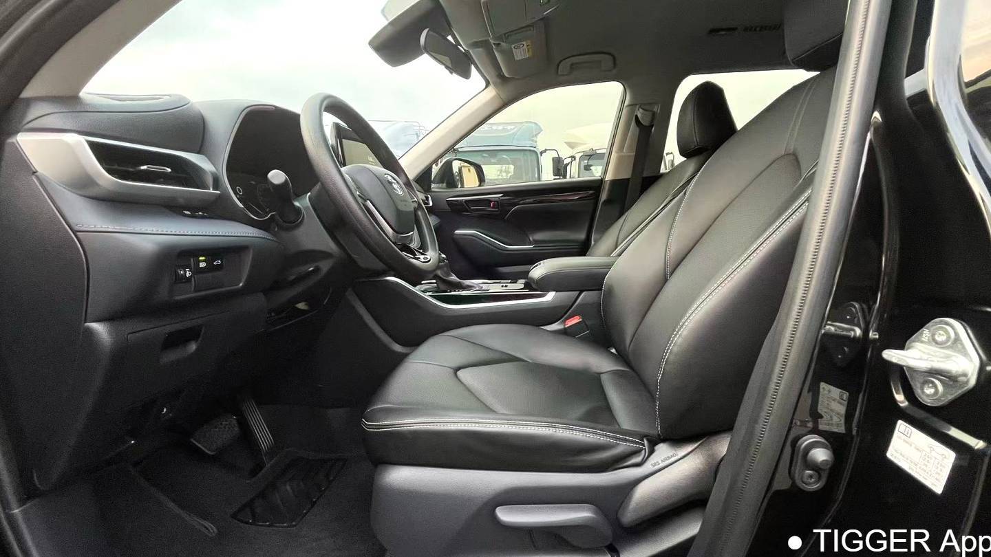 Toyota 2024 Highlander‌ 2.5L Intelligent Hybrid Dual Engine Two Drive Elite Edition 7