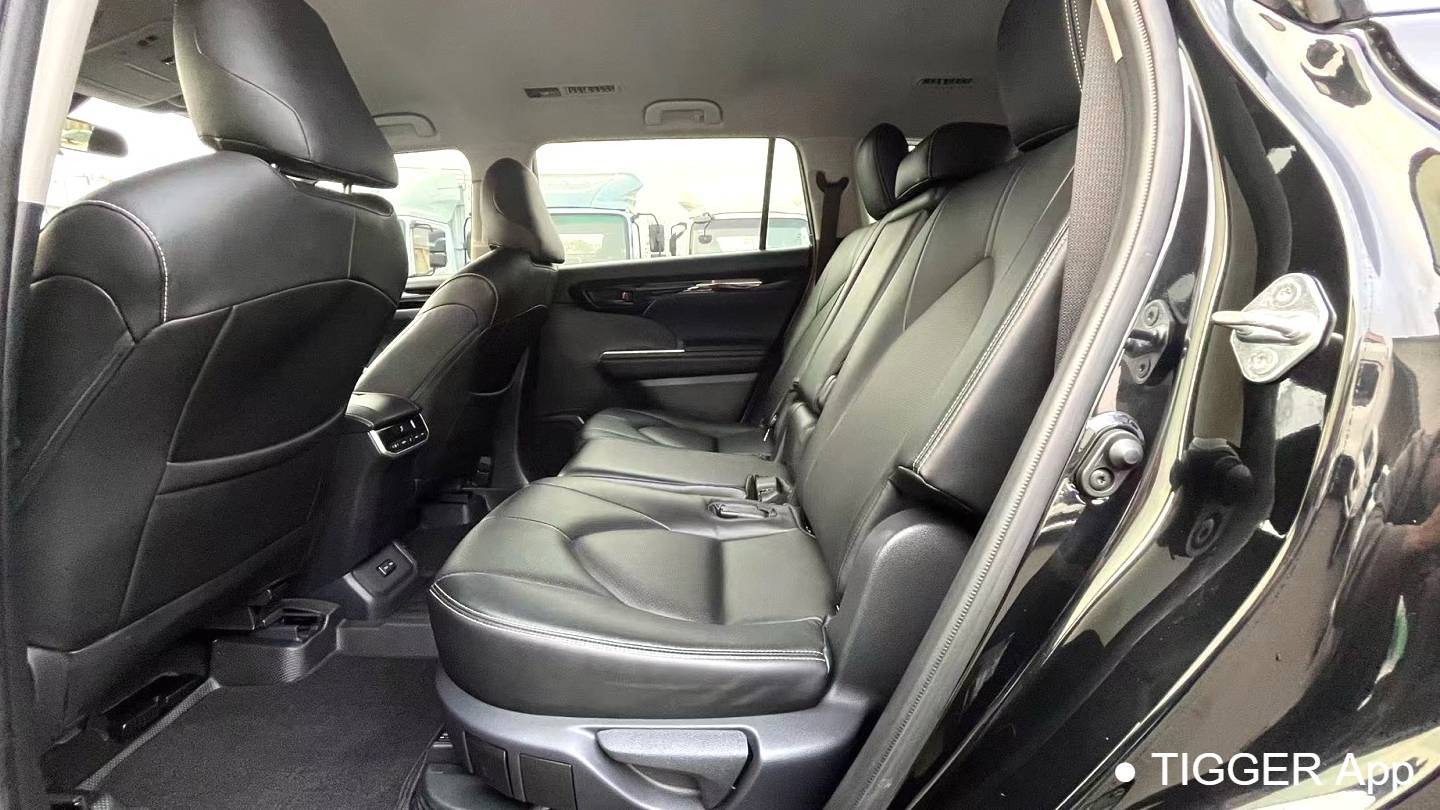 Toyota 2024 Highlander‌ 2.5L Intelligent Hybrid Dual Engine Two Drive Elite Edition 7