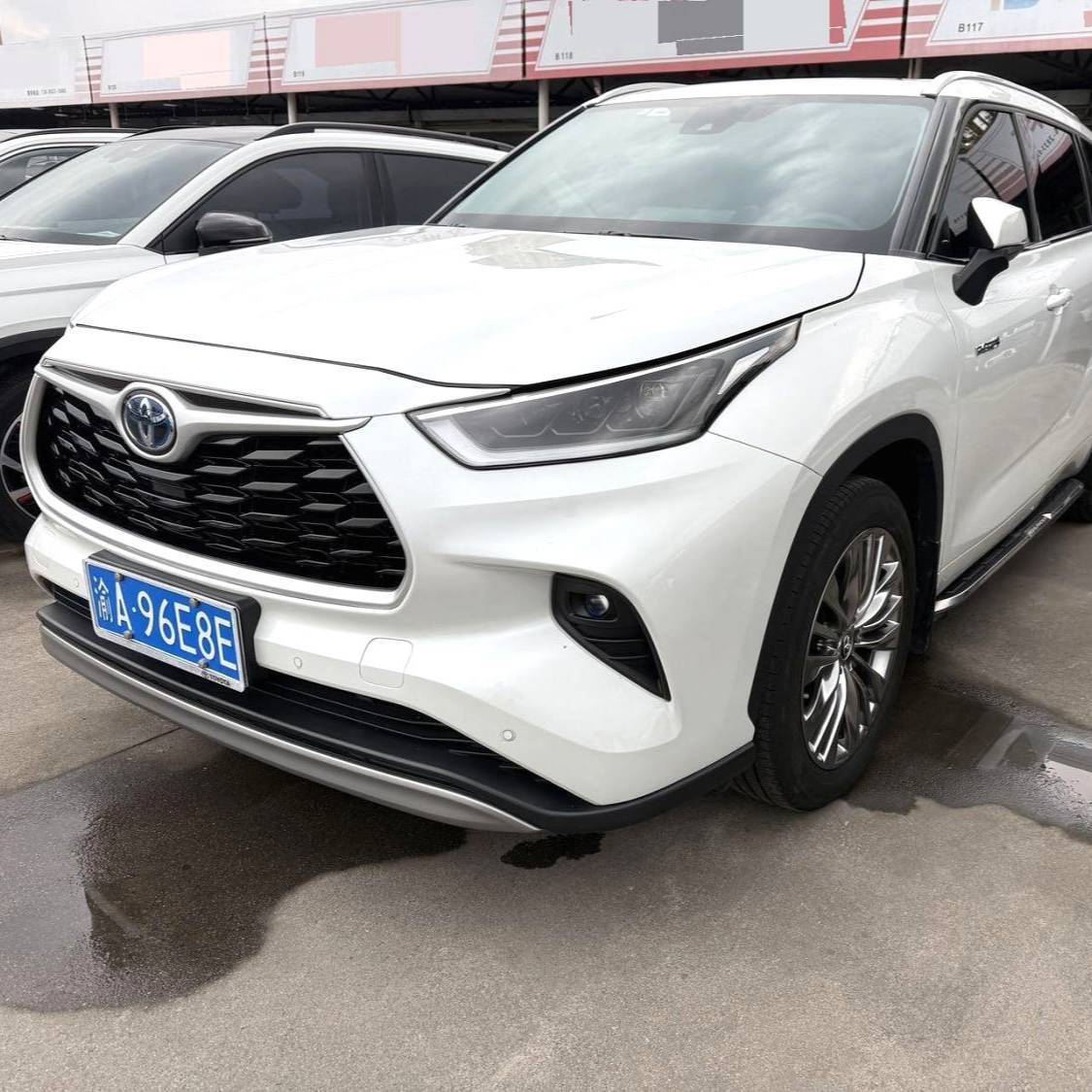 Toyota 2023 Highlander‌ 2.5L Intelligent Hybrid Dual Engine 4WD Premium Edition 7 سيارة مستعملة
