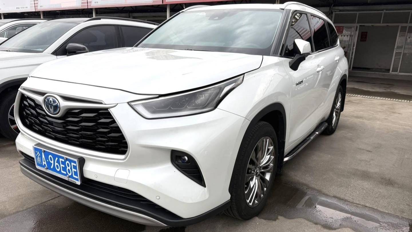 Toyota 2023 Highlander‌ 2.5L Intelligent Hybrid Dual Engine 4WD Premium Edition 7