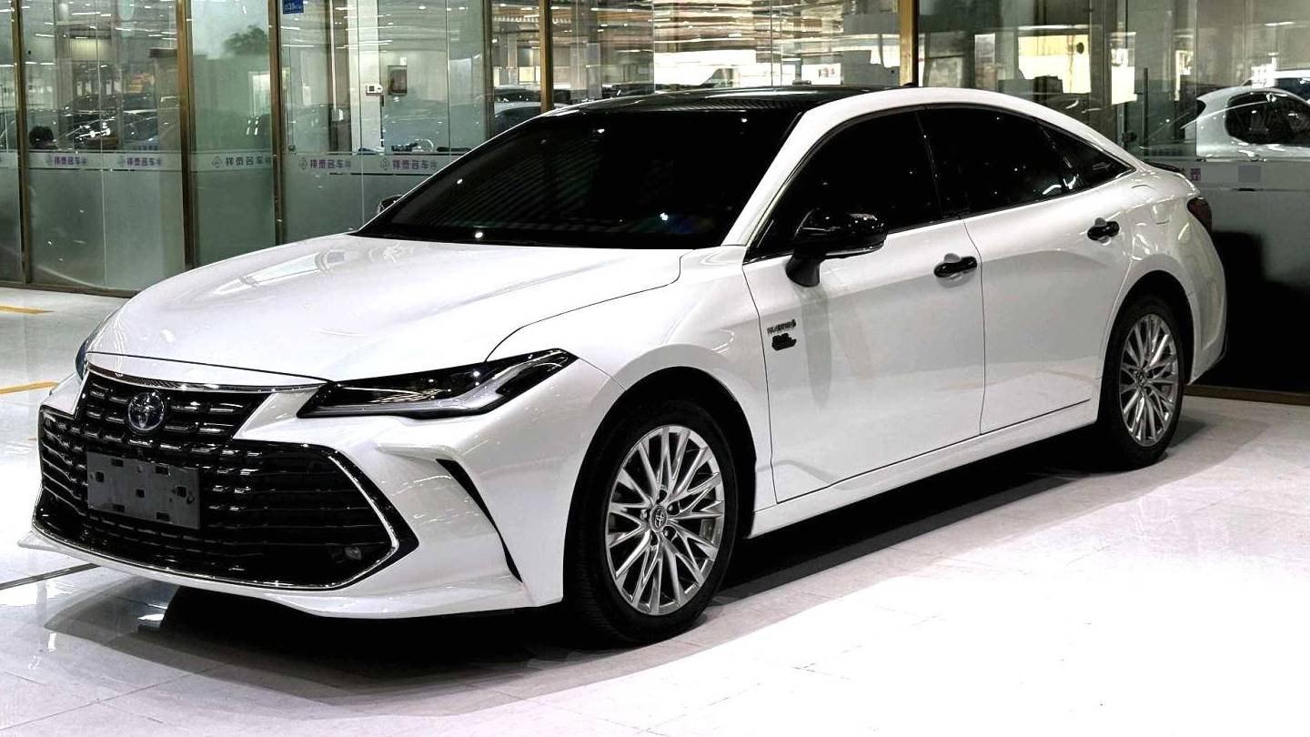 Toyota 2023 Avalon Double engine 2.5L 20th Anniversary Platinum Commemoration