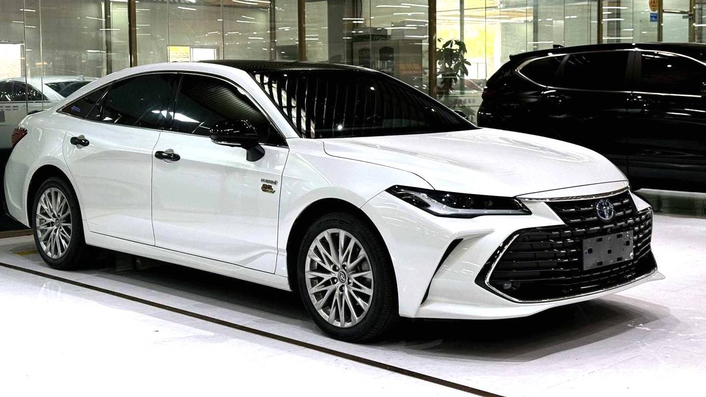 Toyota 2023 Avalon Double engine 2.5L 20th Anniversary Platinum Commemoration
