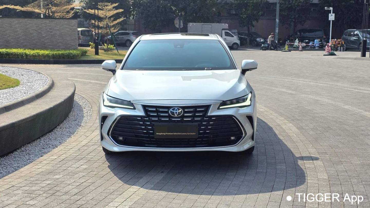 Toyota 2023 Avalon 2.0L XLE Premium Edition