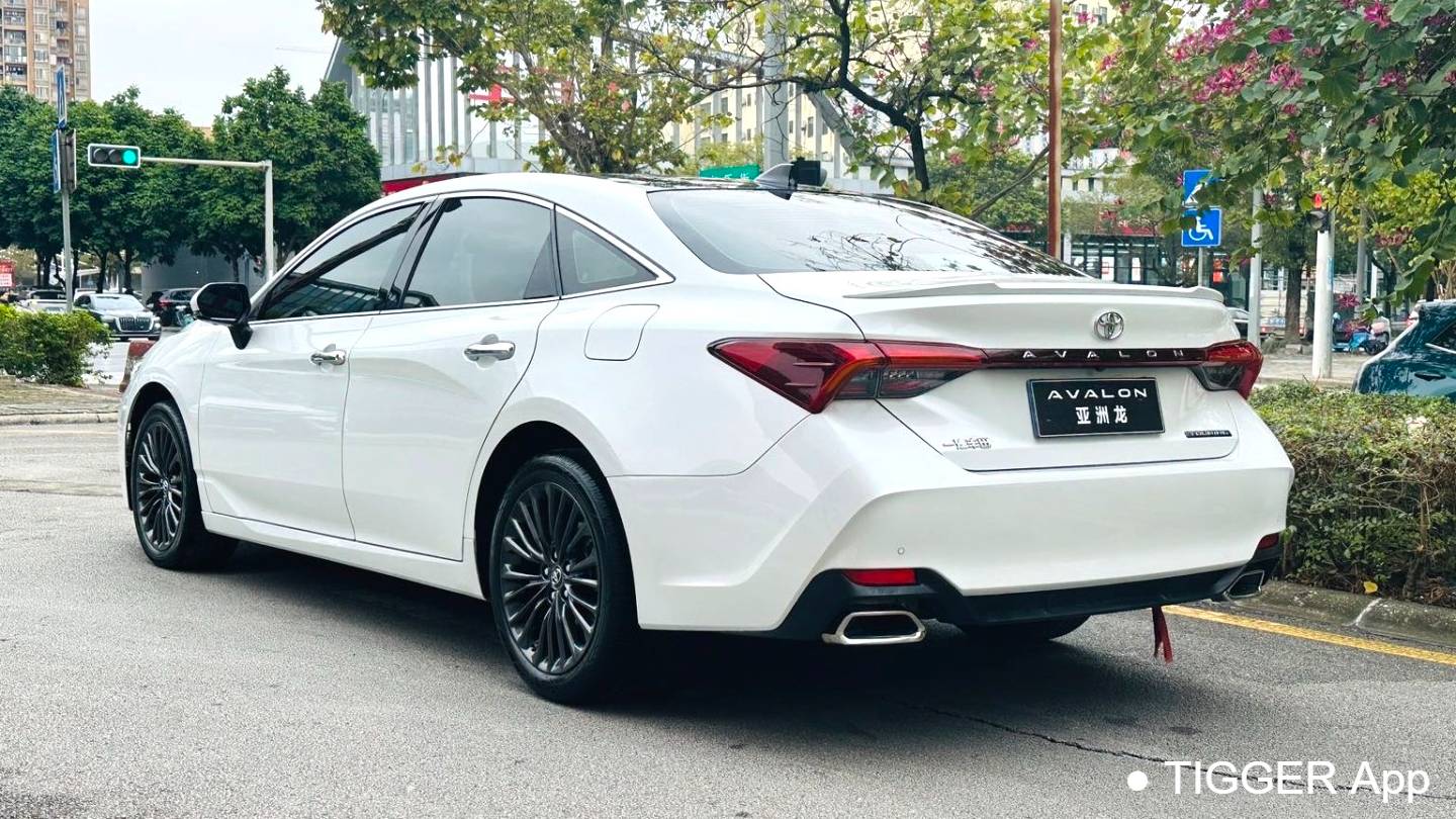 Toyota 2022 Avalon 2.5L Touring Premium Edition