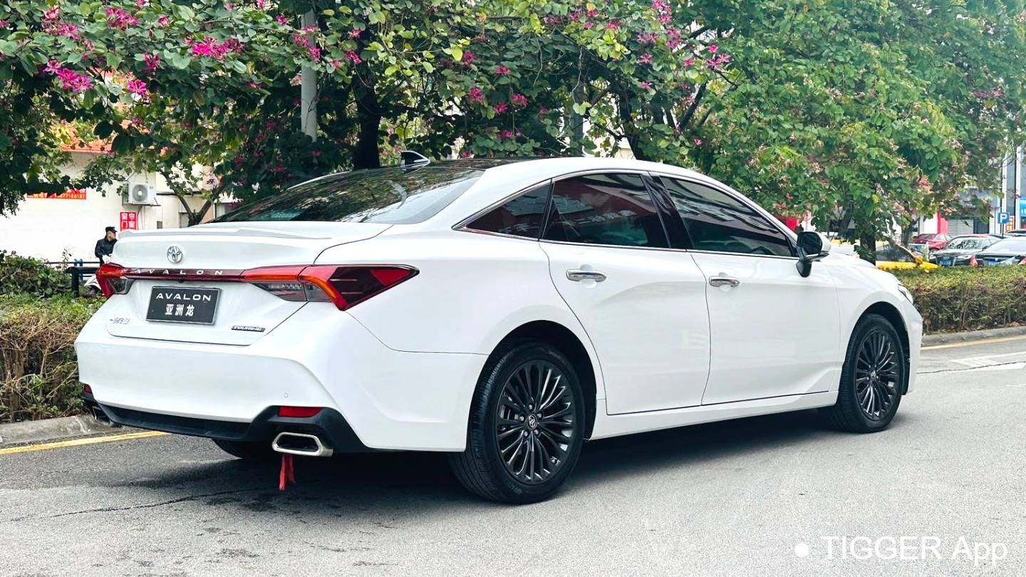 Toyota 2022 Avalon 2.5L Touring Premium Edition