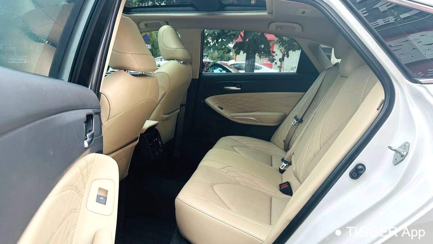 Toyota 2022 Avalon 2.5L Touring Premium Edition