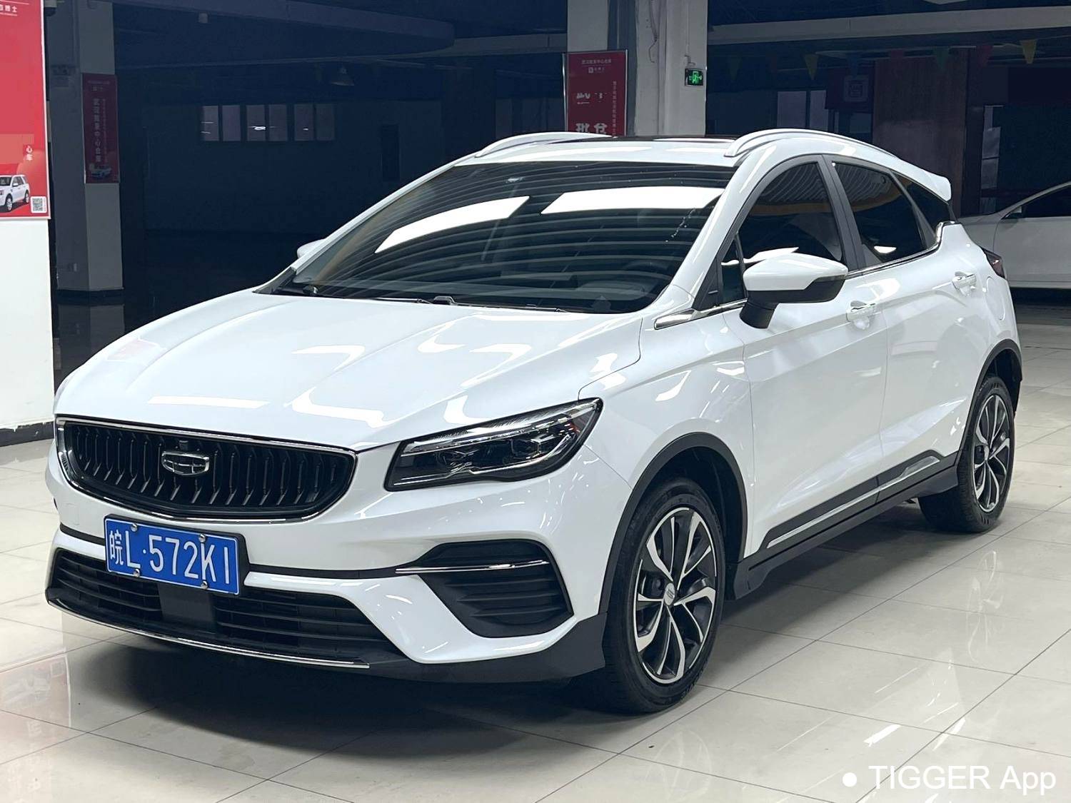 Geely 2022  EMGRAND S  1.4T CVT Crossover Player Edition