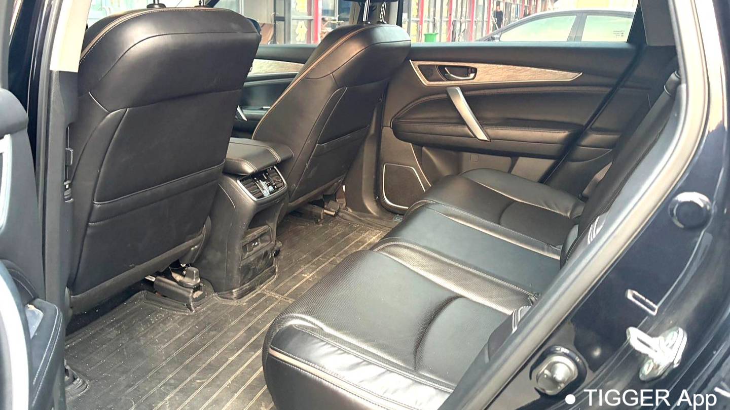 HONDA 2023 AVANCIER 240TURBO 2WD Phantom Night Premium Edition