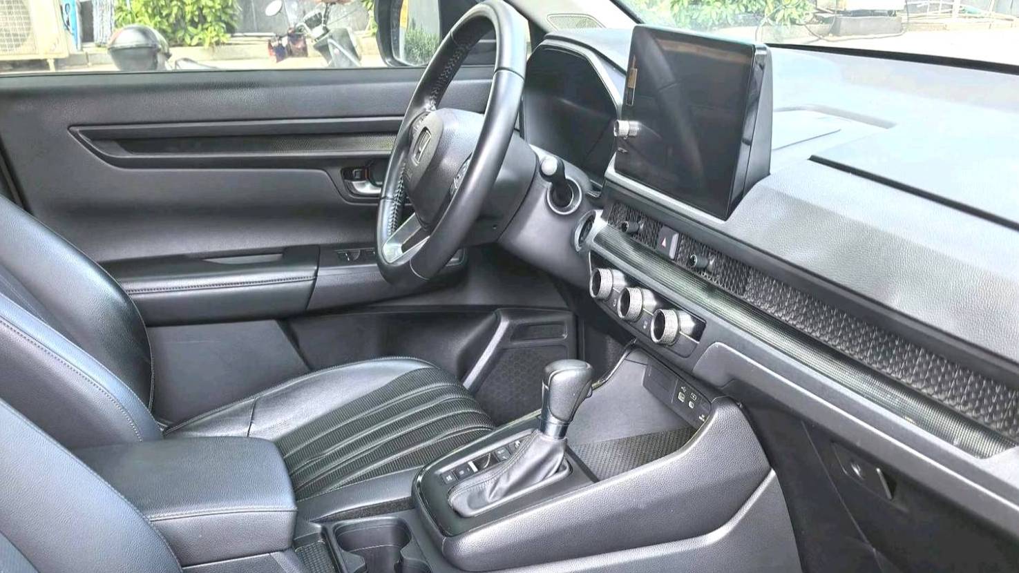 HONDA 2023 BREEZE 240TURBO 2WD Luxury Edition 5-seater