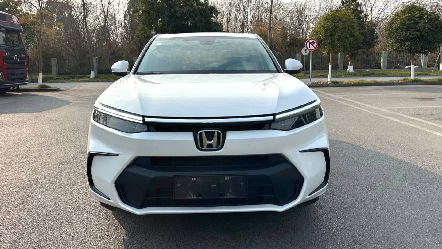 HONDA 2023 BREEZE 240TURBO 2WD Elite Edition 5-seater