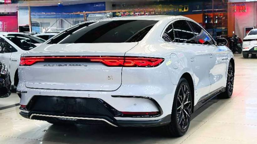 BYD 2024 HAN EV Honor Edition 506KM Front wheel Drive Prestige Model