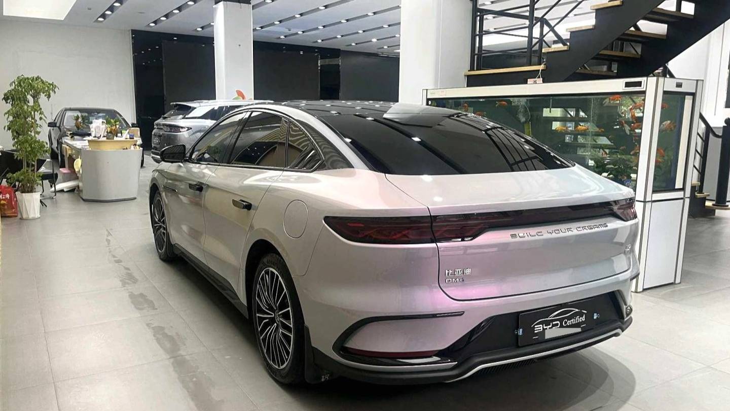 BYD 2023 HAN DM-i Champion Edition 121KM Premium Edition