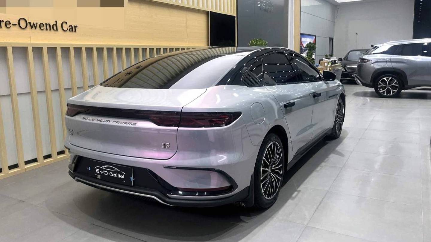 BYD 2023 HAN DM-i Champion Edition 121KM Premium Edition