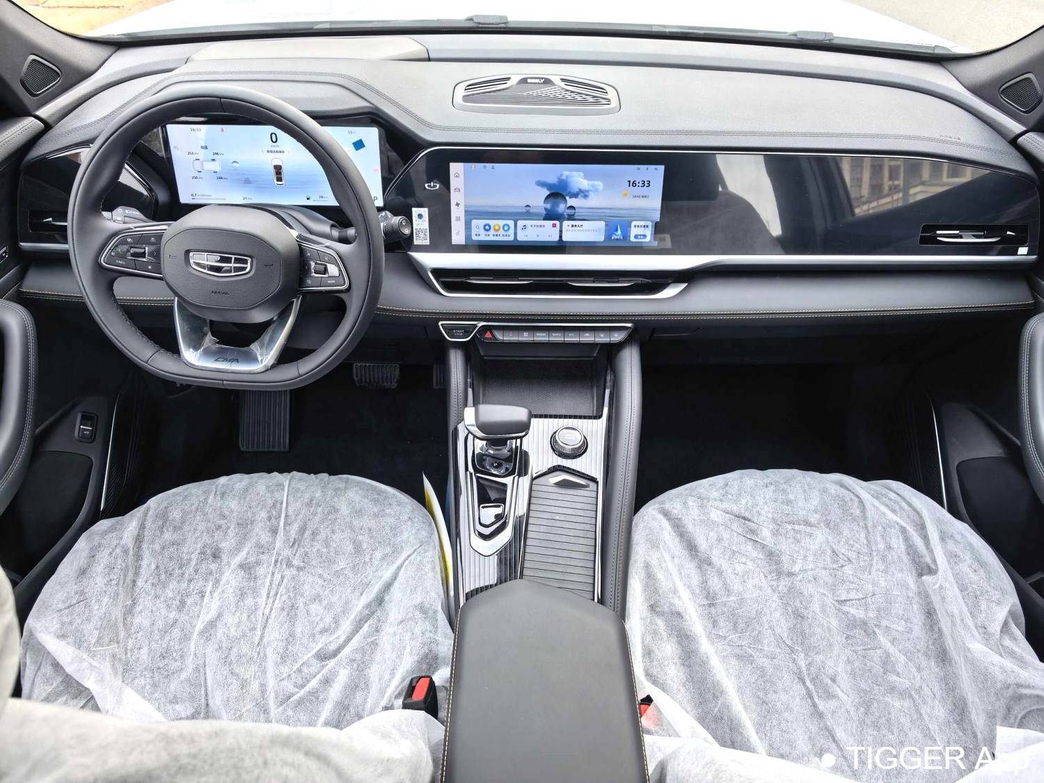 Geely 2024 Monjaro 2.0TD DCT EVO two wheel drive long wind version