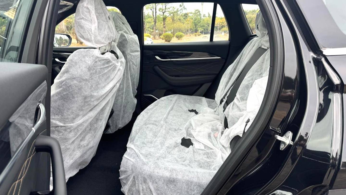 Geely 2024 Monjaro 2.0TD DCT EVO two wheel drive long wind version