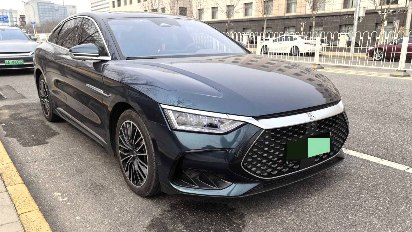 BYD 2023 HAN DM-i Champion Edition 121KM Premium Edition