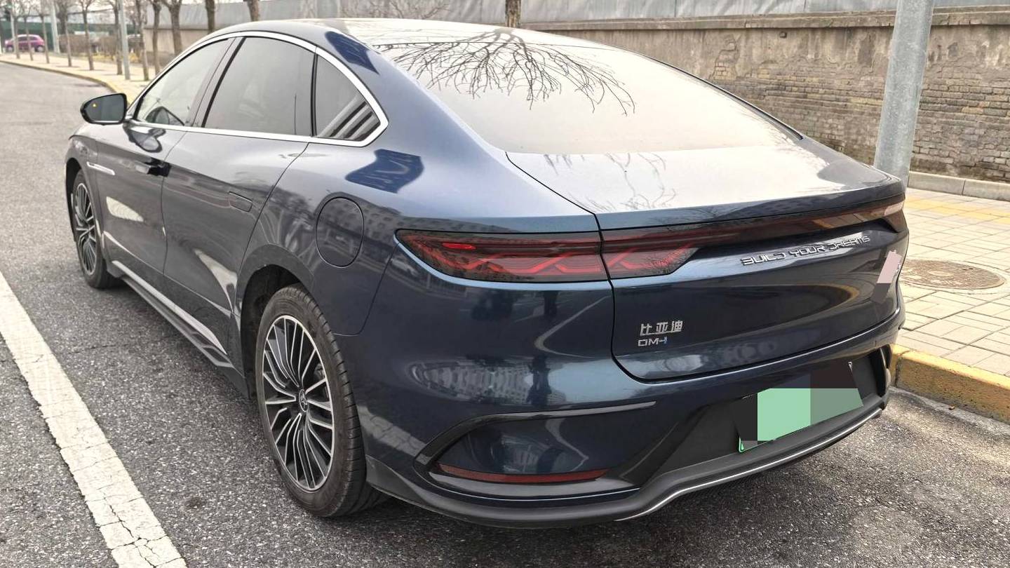BYD 2023 HAN DM-i Champion Edition 121KM Premium Edition