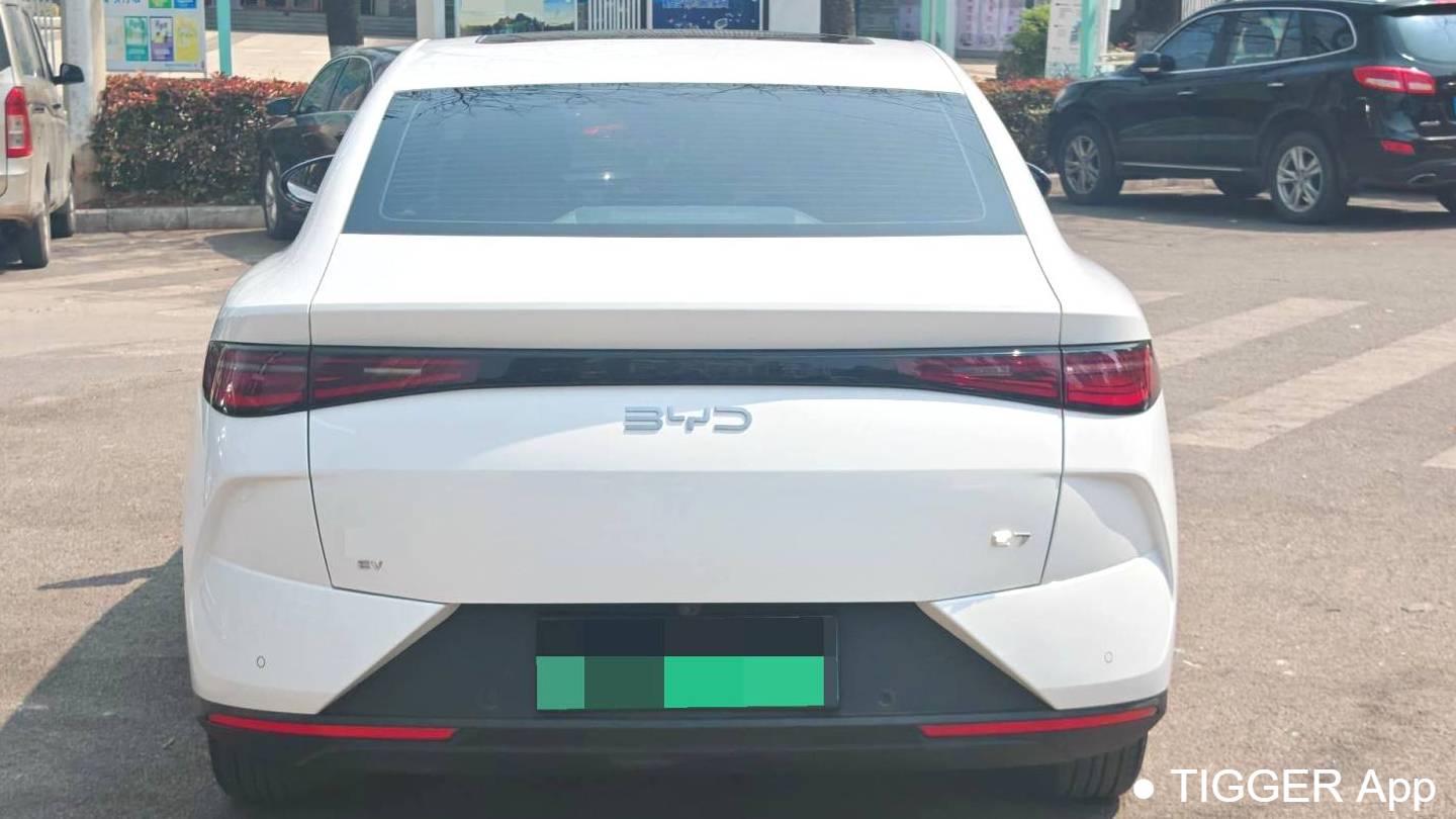 BYD 2025 e7 520 Zhihui Travel Edition