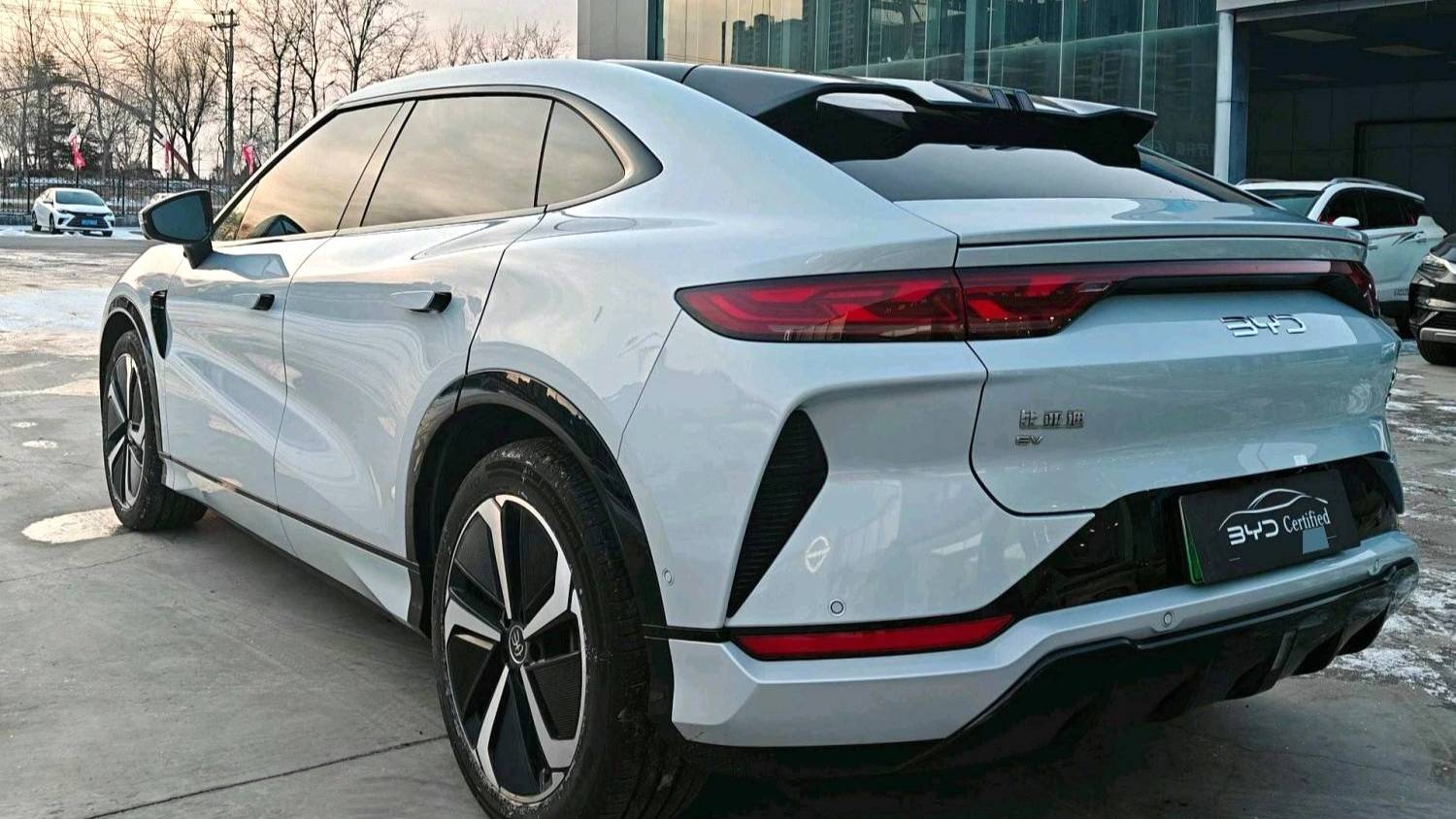 BYD 2025 SONG L EV 662km Excellent Intelligent Driving Model