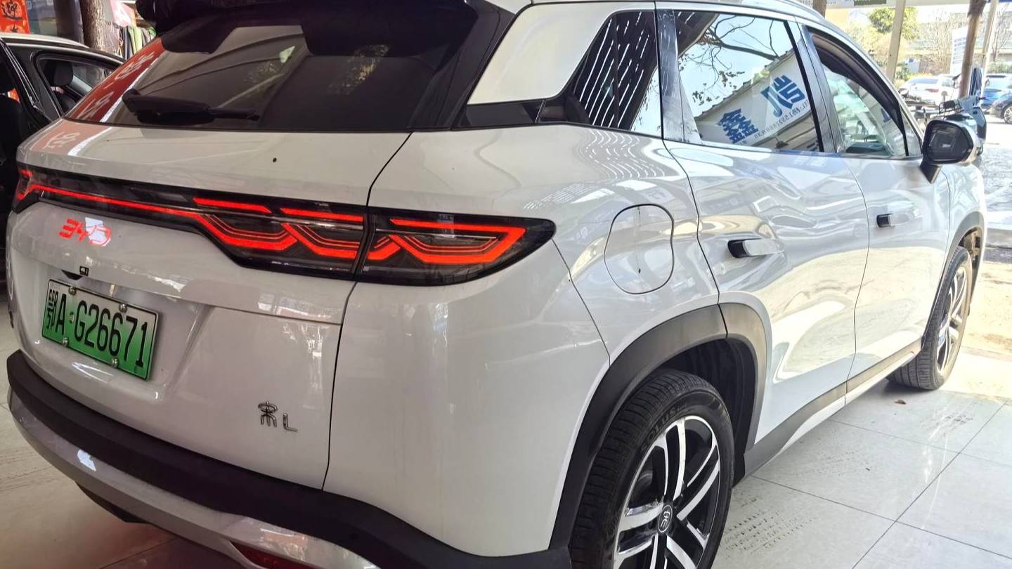 BYD 2024 SONG L DM-i 112km overtaking type