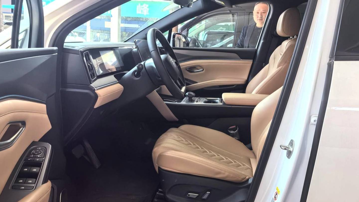 BYD 2024 SONG L DM-i 112km overtaking type