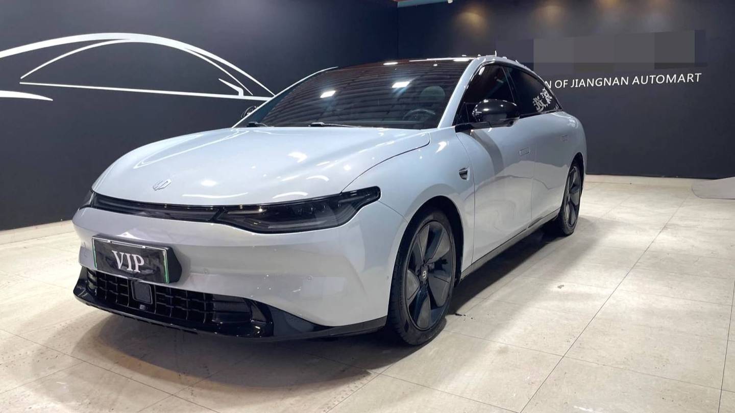 LEAP 2022 C01 Rear wheel drive ultra long endurance version