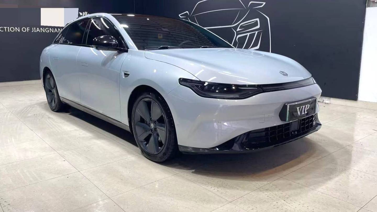 LEAP 2022 C01 Rear wheel drive ultra long endurance version