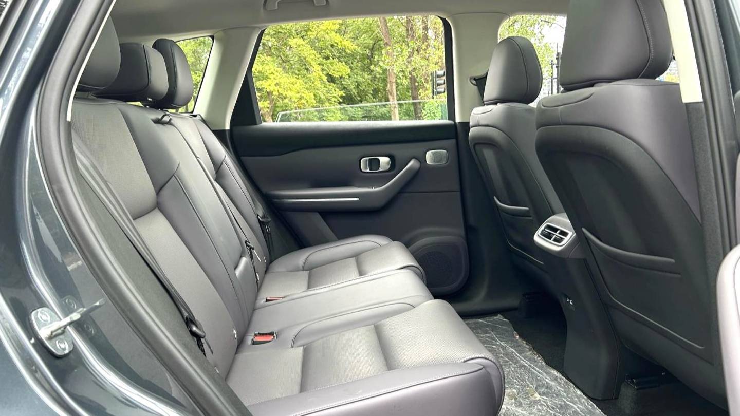 LEAP 2024 C10 210 Smart Edition