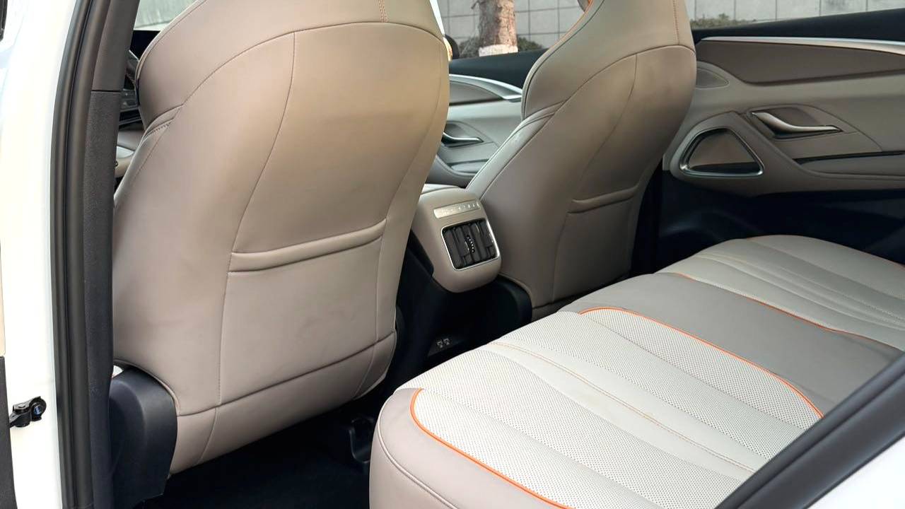 BYD 2024 SONG Pro Honor DM-i 110KM Excellence Edition