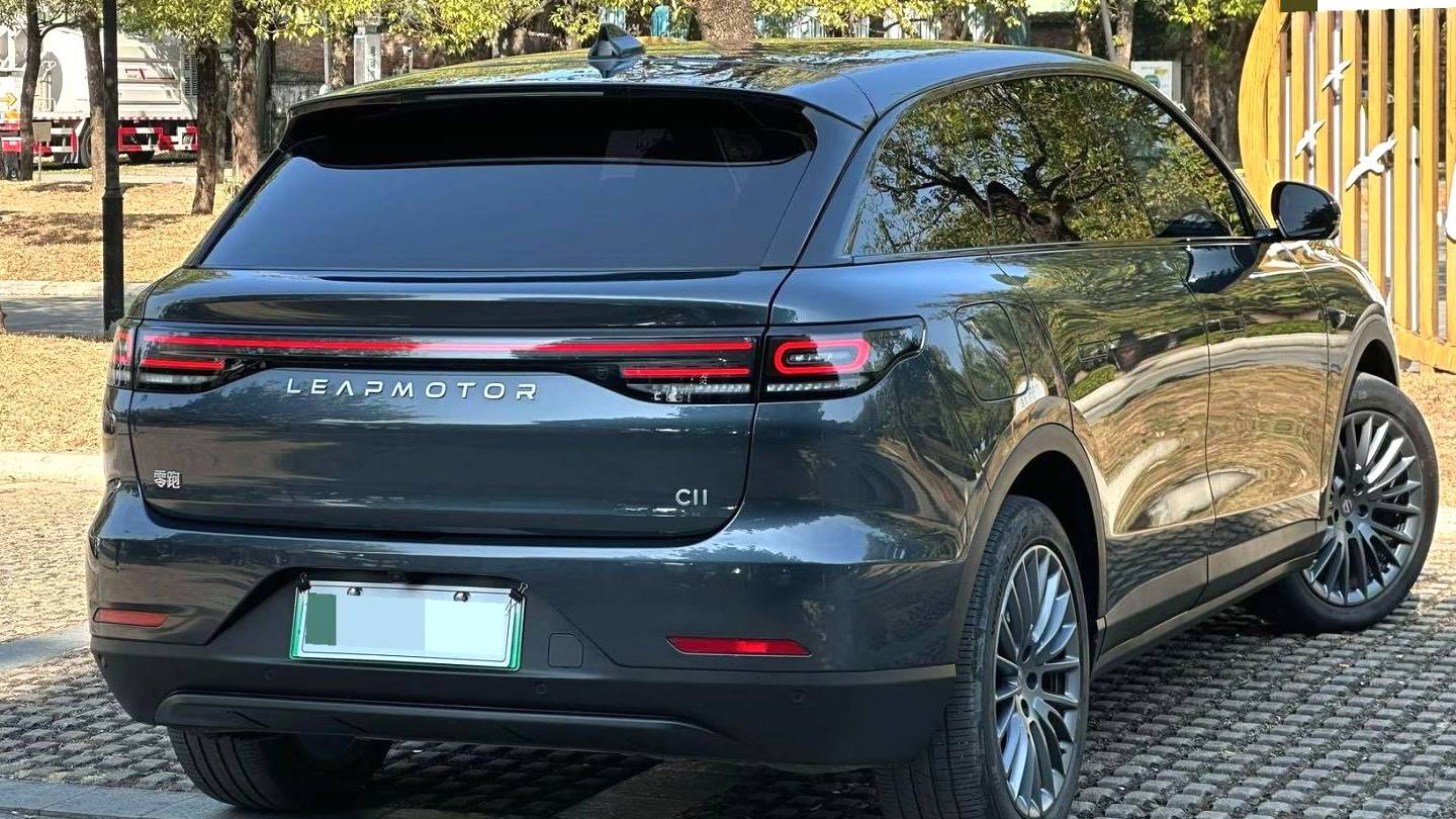 LEAP 2023 C11 Extended Range 300 Comfort Edition