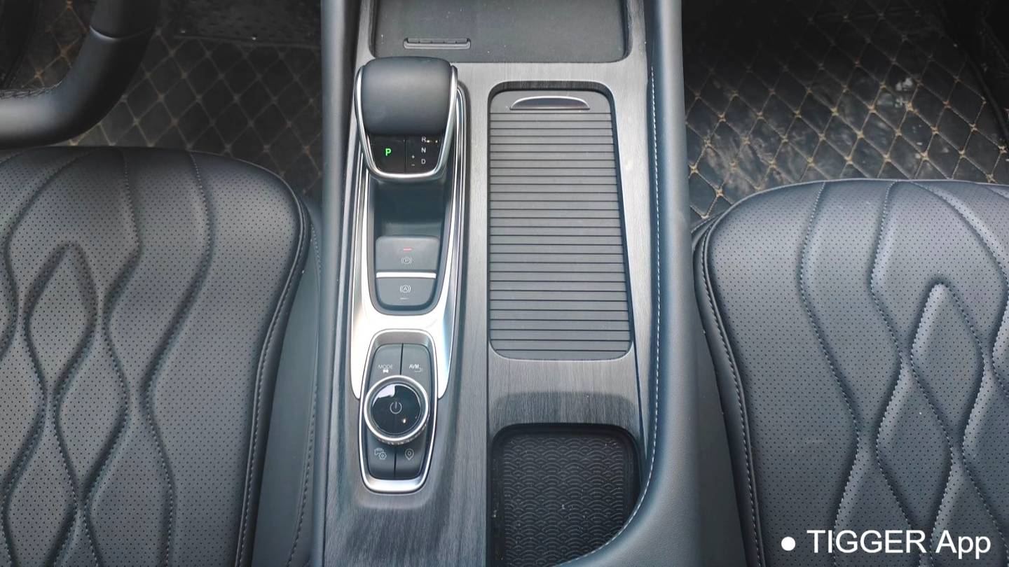 Chery 2025 ARRIZO 8 PRO 1.6T DCT Luxury Model+