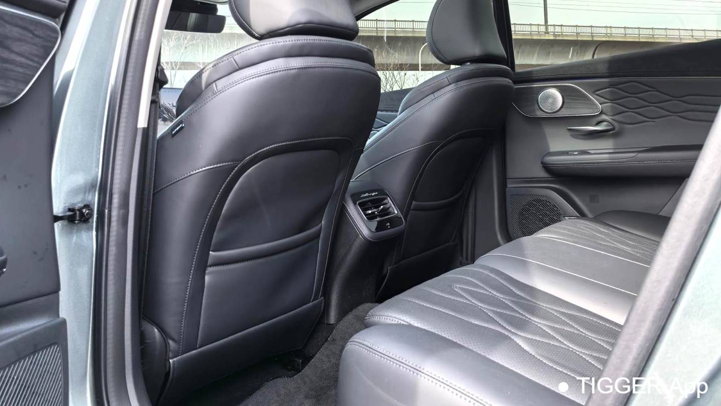 Chery 2025 ARRIZO 8 PRO 1.6T DCT Luxury Model