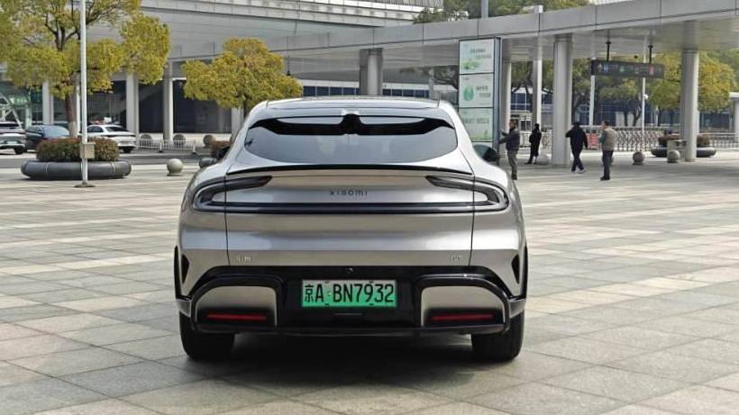 Xiaomi 2025 YU7 Long endurance rear wheel drive version