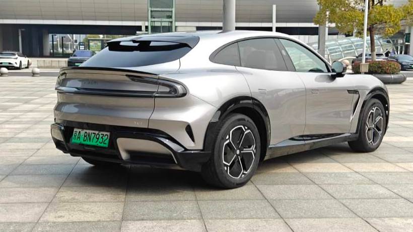 Xiaomi 2025 YU7 Long endurance rear wheel drive version