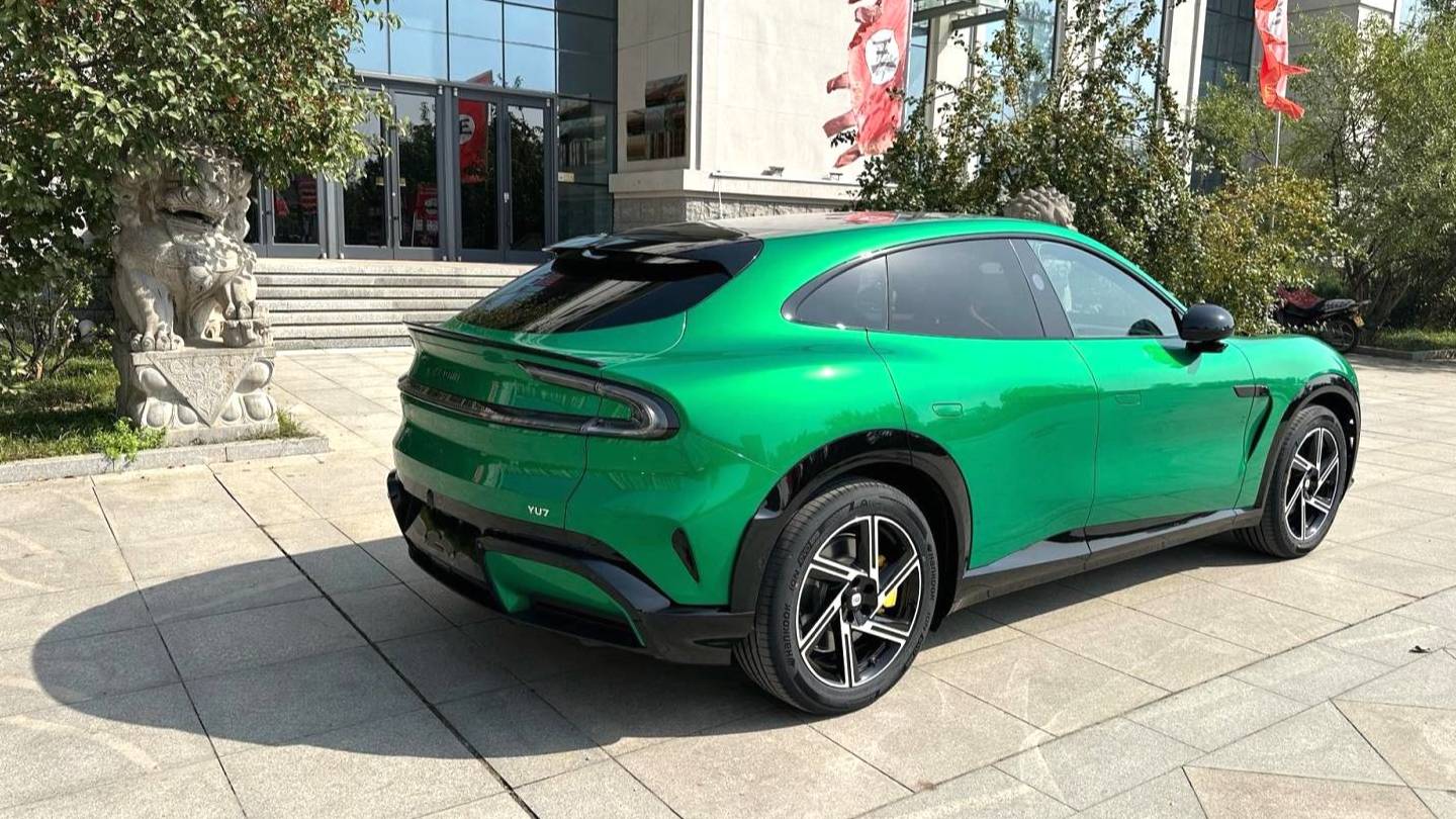 Xiaomi 2025 YU7 Long endurance rear wheel drive version