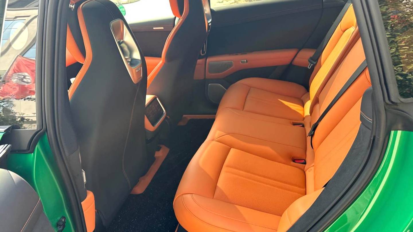 Xiaomi 2025 YU7 Long endurance rear wheel drive version