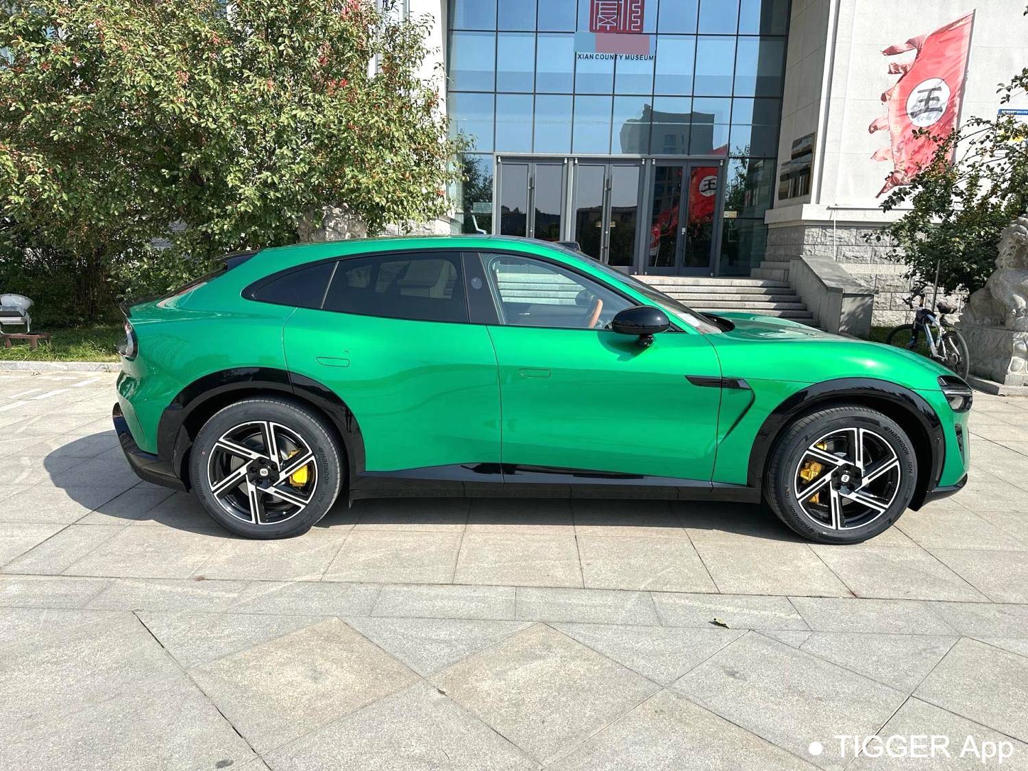 Xiaomi 2025 YU7 Long endurance rear wheel drive version