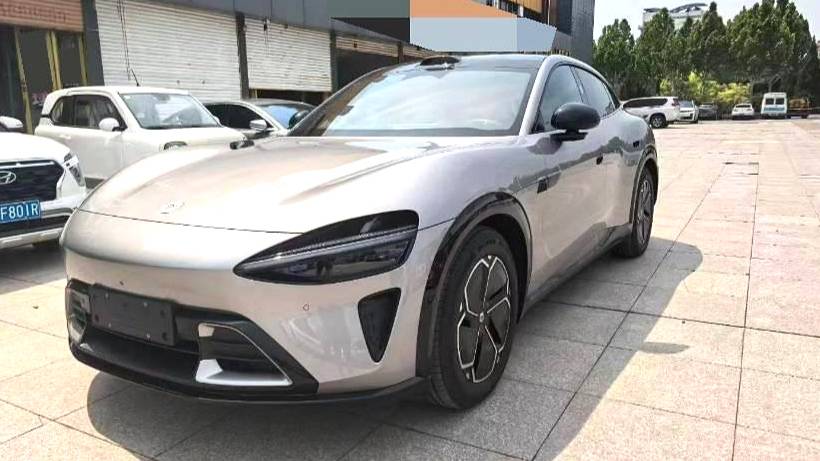 Xiaomi 2025 YU7 Long endurance four-wheel drive Pro version