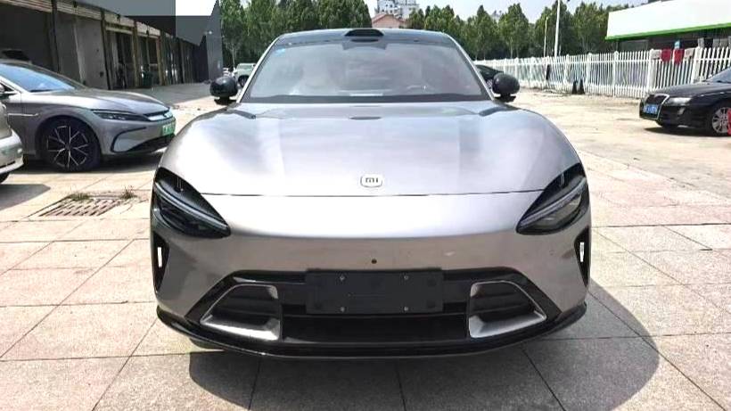 Xiaomi 2025 YU7 Long endurance four-wheel drive Pro version