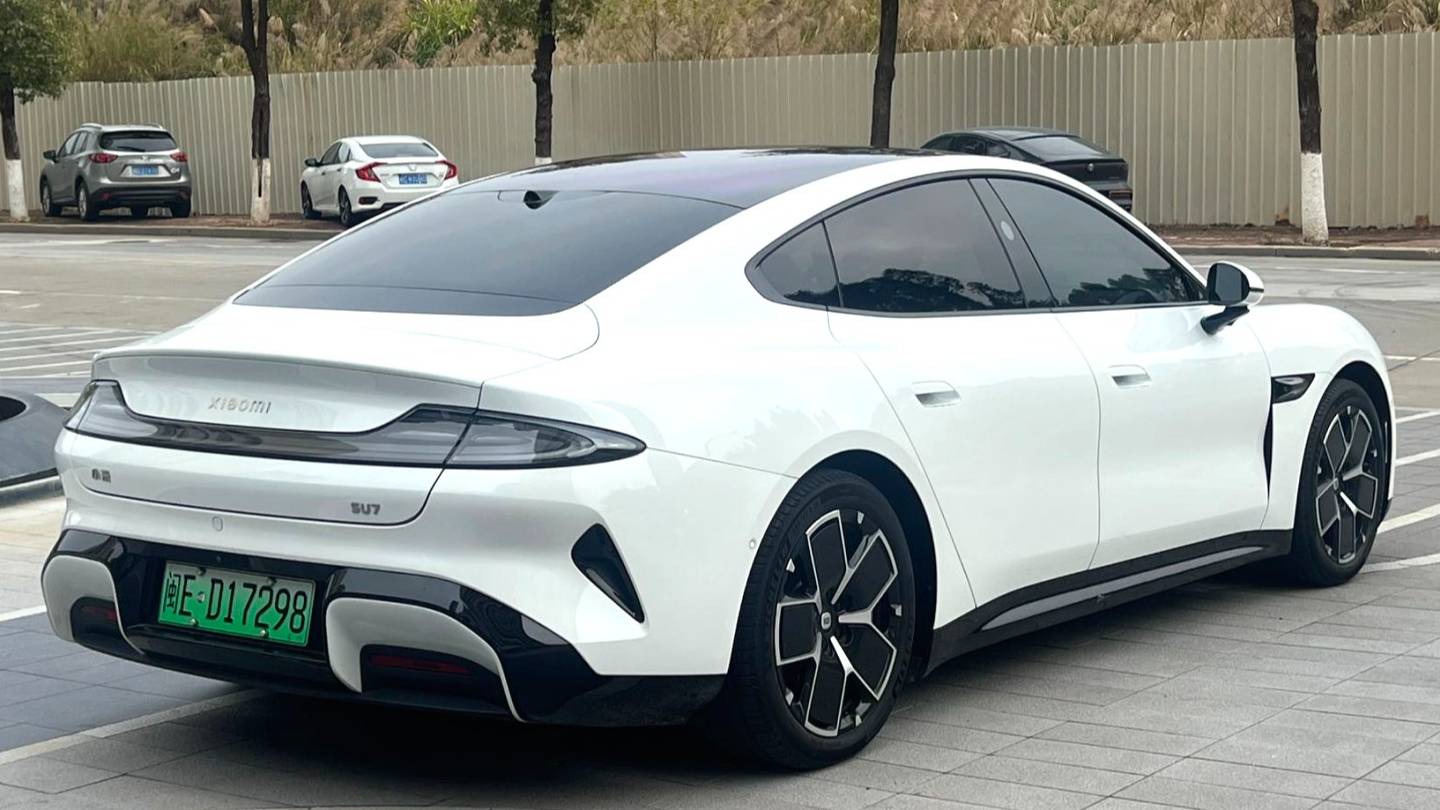 Xiaomi 2024 SU7 Rear wheel drive long-range intelligent driving version